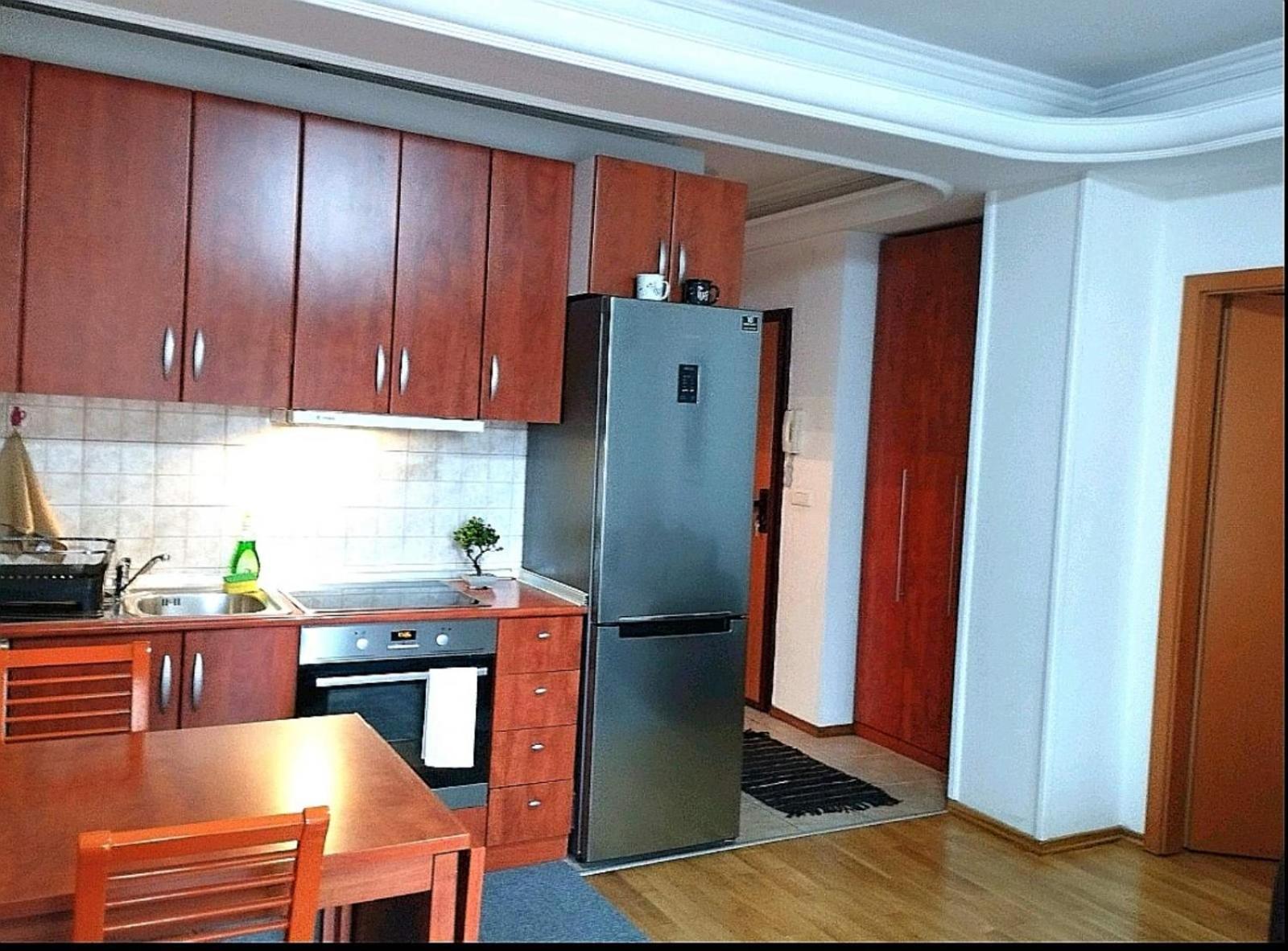 Lovely Square Apartment Purple Velvet Skopje Room photo